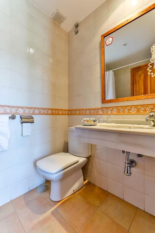 Casa Rural La Chata By Vivere Stays Valsain Eksteriør billede
